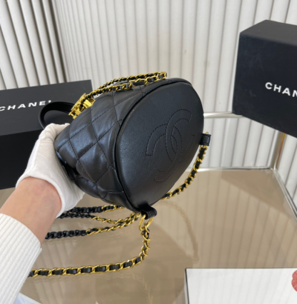 【定番人気！！巾着ショルダー♪】CHANEL チェーン ポシェット